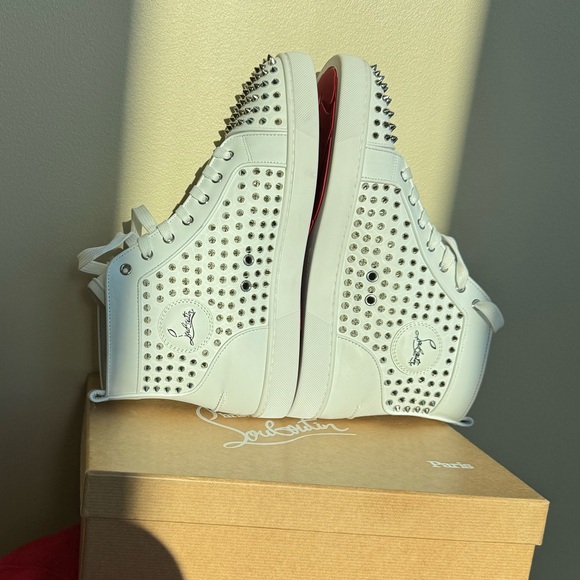 NWT Christian Louboutin Louis Allover Spikes Leather Sneakers in White, Size 10 - Picture 6 of 17